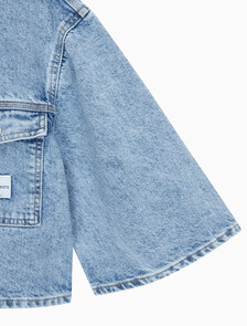 Buy 여성 오버사이즈 데님 반팔 셔츠 in color CHALKY BLUE