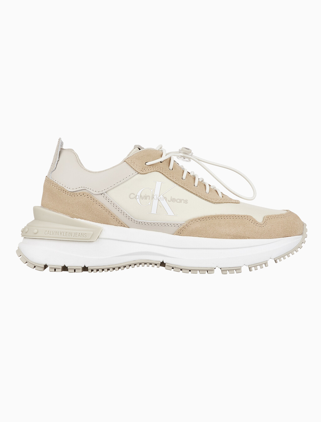 Buy 여성 멜버른 청키 러너 스니커즈 in color TAWNY SAND