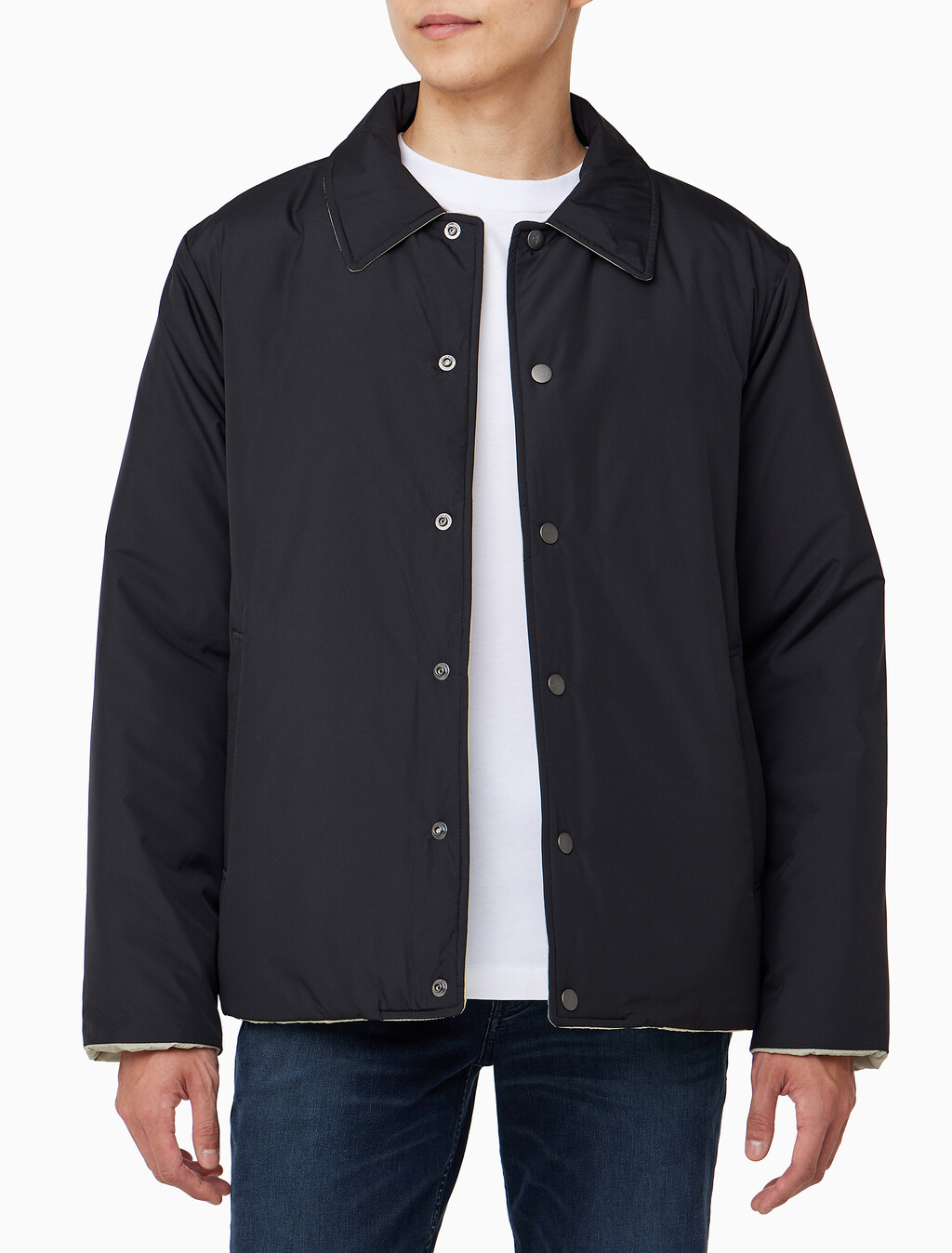 Buy 남성 리버서블 패디드 셔츠 자켓 in color BLACK/LIGHT GREEN