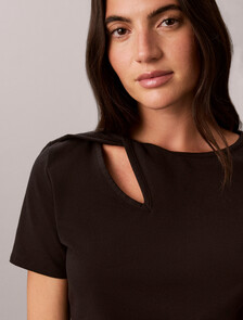 Buy 여성 코튼 스트레치 센슈얼 티 in color BLACK