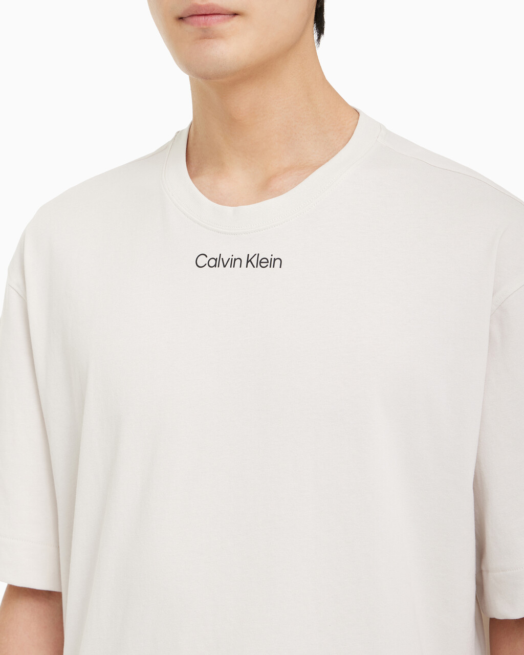 Buy 남성 CK 애슬레틱 릴렉스 핏 반팔 티셔츠 in color WHITE