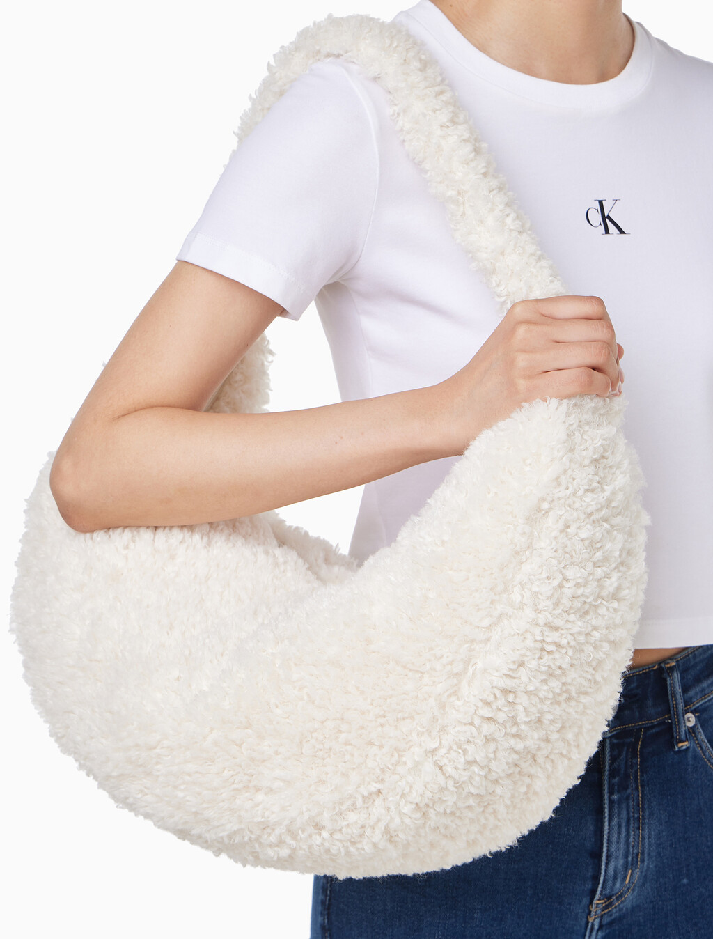 Buy 여성 핀치드 쉐르파 호보백 라지 in color LIGHT BEIGE