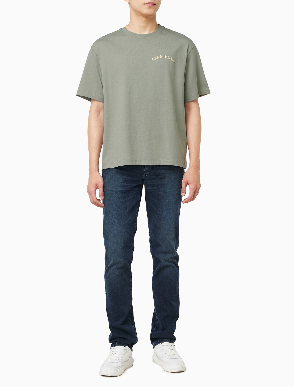 Buy 릴렉스드핏 16S 프론트백 빌딩 티 in color Grey