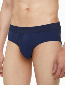 Buy 남성 CK 블랙 마이크로 싱글 힙브리프 in color BLUE SHADOW