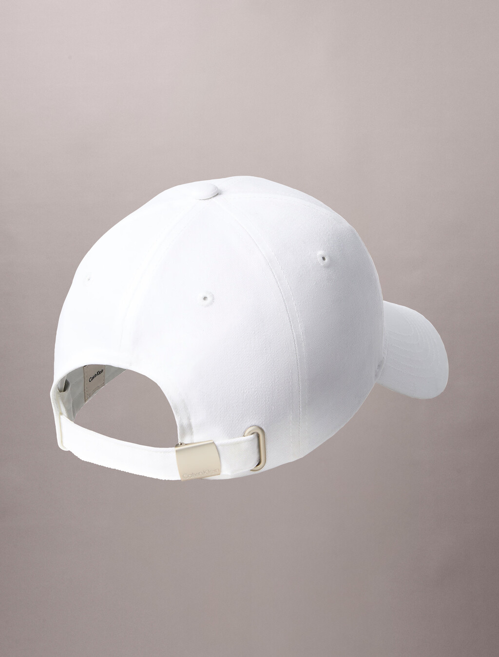 Buy 남녀공용 모노로고 엠브로이더리 볼캡 in color BRIGHT WHITE