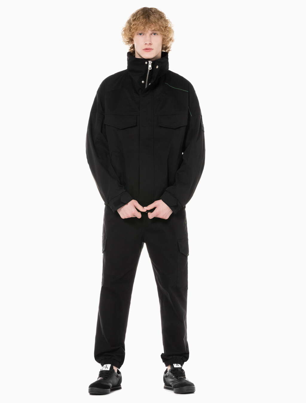 Buy 남성 워시드 카고 팬츠 in color CK BLACK