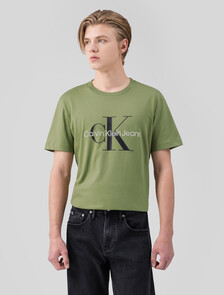 Buy 남성 레귤러핏 모노그램 엠브로이더리 로고 반팔 티셔츠  in color KHAKI