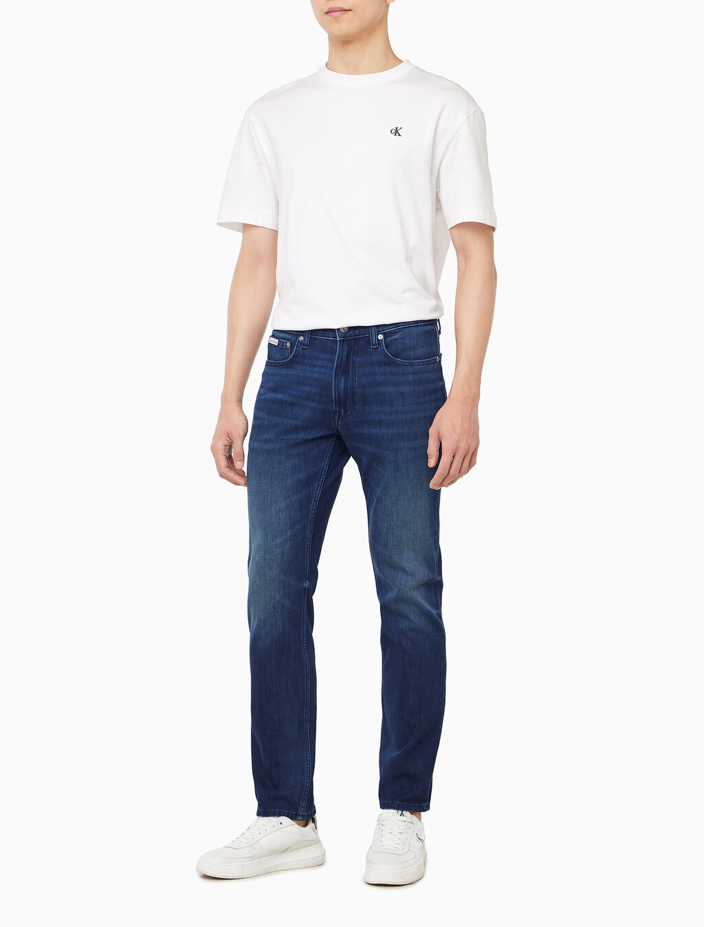 Buy 남성 슬림핏 37.5 진 in color Blue black