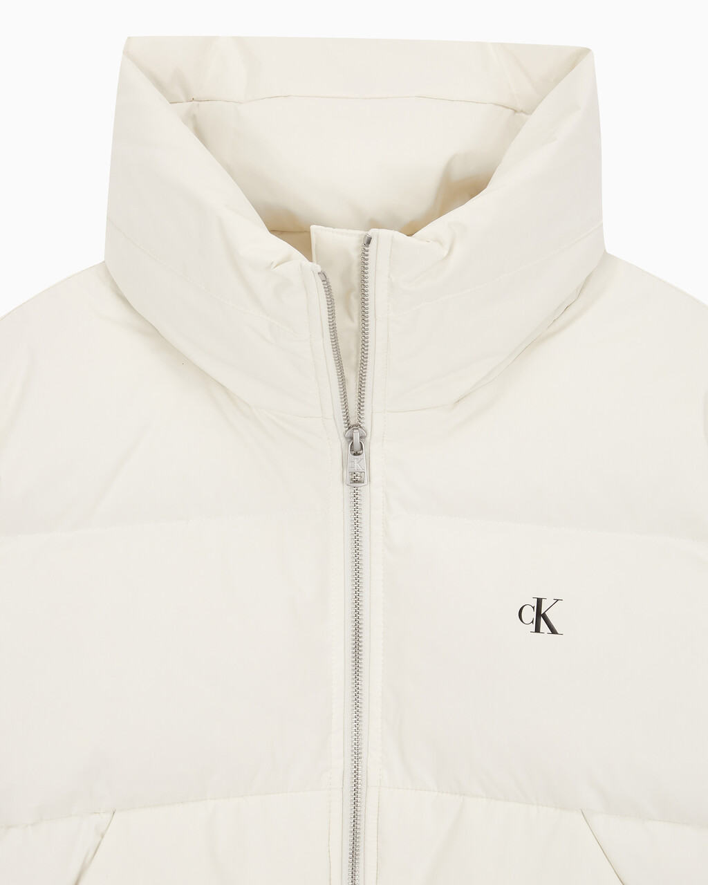 Buy 여성 볼륨 넥 크롭 다운 푸퍼 in color WHITE
