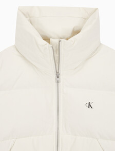 Buy 여성 볼륨 넥 크롭 다운 푸퍼 in color WHITE