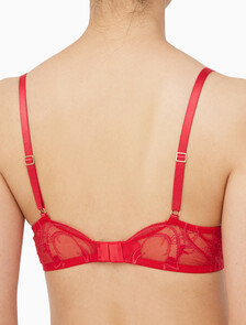Buy 여성 CK 블랙 드래곤 레이스 AF 플런지 브라 in color ROUGE