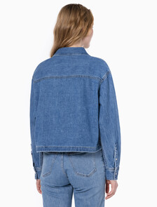 Buy 여성 크롭 대드핏 데님 셔츠 in color CHALKY BLUE