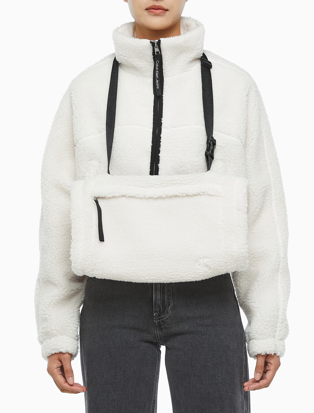 Buy 여성 크롭 쉐르파 자켓 in color WHITE