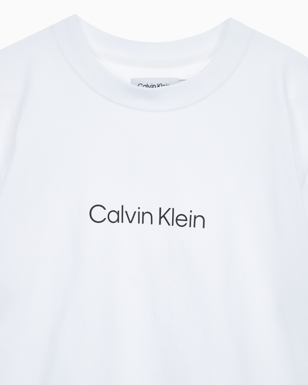 Buy 여성 릴렉스드 스탠다드로고 크루넥 반팔 티셔츠 in color BRILLIANT WHITE