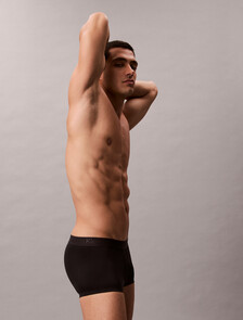 Buy 남성 CK 블랙 마이크로파이버 트렁크 in color BLACK