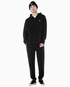 Buy 남성 스탠다드 로고 테리 조거팬츠 in color BLACK BEAUTY