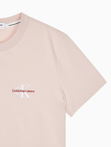 Buy 여성 레귤러핏 스몰 모노그램 로고 반팔 티셔츠  in color PINK