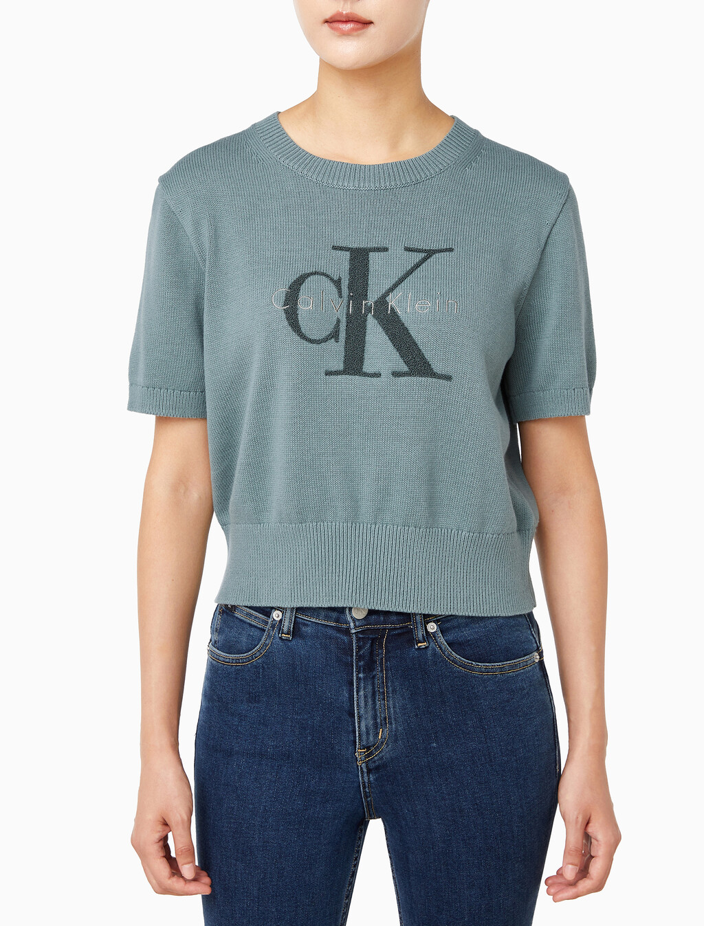 Buy 여성 청키 코튼 그래픽 풀오버 in color Mid Green