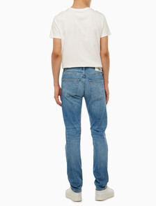 Buy 남성 모던 테이퍼핏  미드블루 이탤리언 데님 in color MID BLUE BACK EMBRO