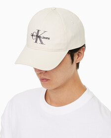 Buy 남녀공용 CKJ 모노그램 엠브로이더리 캡 in color EGGSHELL