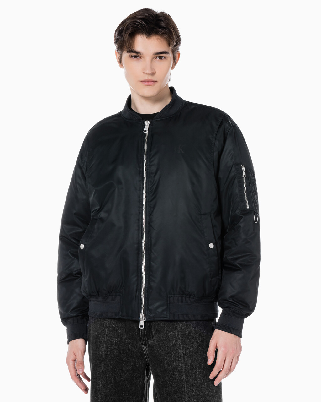 Buy 남성 후디 보머 다운 자켓 in color CK BLACK