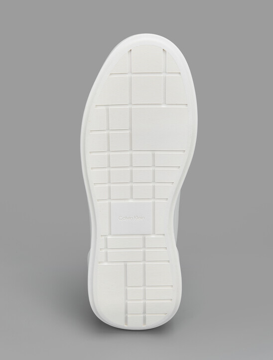 여성 애비뉴 청키 레더 레이스업 컵솔 스니커즈