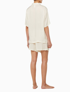 Buy 여성 퓨어쉰 숏 슬리브 탑 in color IVORY