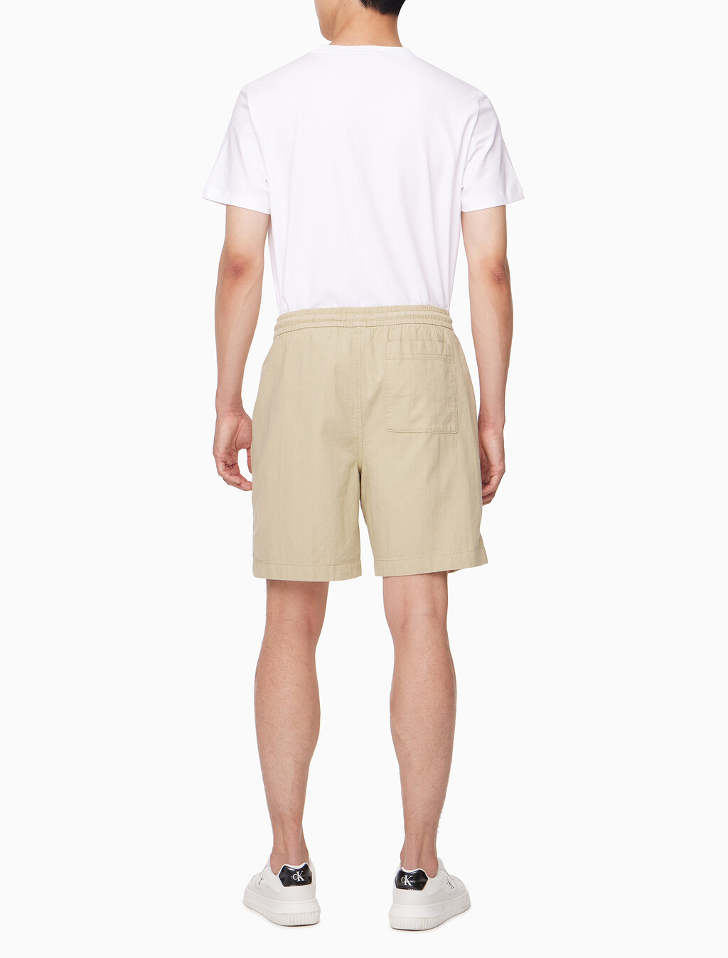Buy 남성 텍스처드 코튼 쇼츠 in color PALE KHAKI