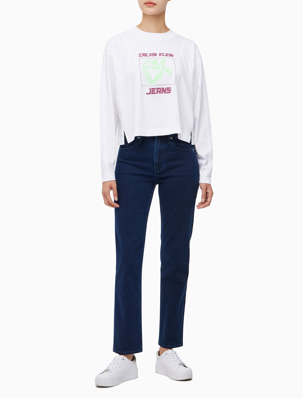 Buy 여성 하이퍼 리얼 롱슬리브 패션티 in color BRIGHT WHITE