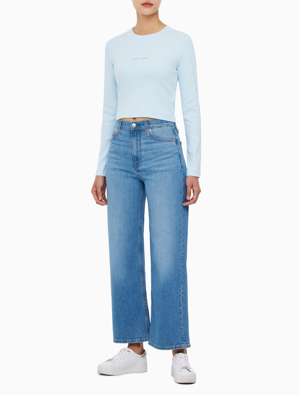 Buy 여성 롱슬리브 모노그램 베이비 티 in color KEEPSAKE BLUE