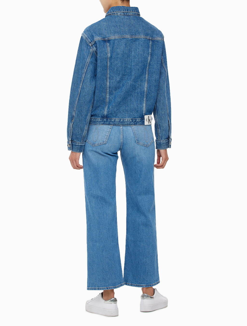 Buy 여성 모노그램 뱃지 데님 자켓 in color MID BLUE BACK EMBRO