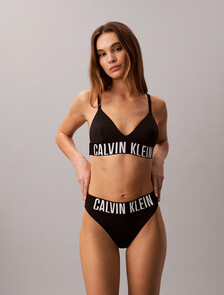 Buy 여성 인텐스 파워 스윔 트라이앵글 in color BLACK