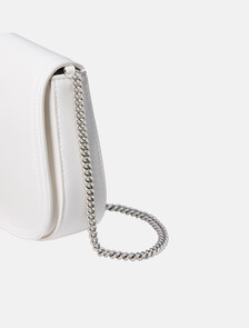 Buy 여성 하드웨어 모노그램 미디움 체인 지갑 in color White Alyssum