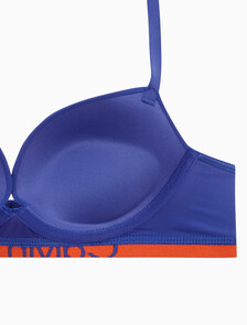 Buy 여성 퓨쳐 쉬프트 마이크로 AF 푸쉬업 브라 in color SPECTRUM BLUE/SPICY ORANGE