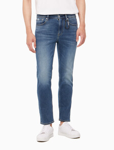 Buy 남성 슬림핏 스트레이트 크롭 데님 in color BLUE BLACK HANGER LOOP