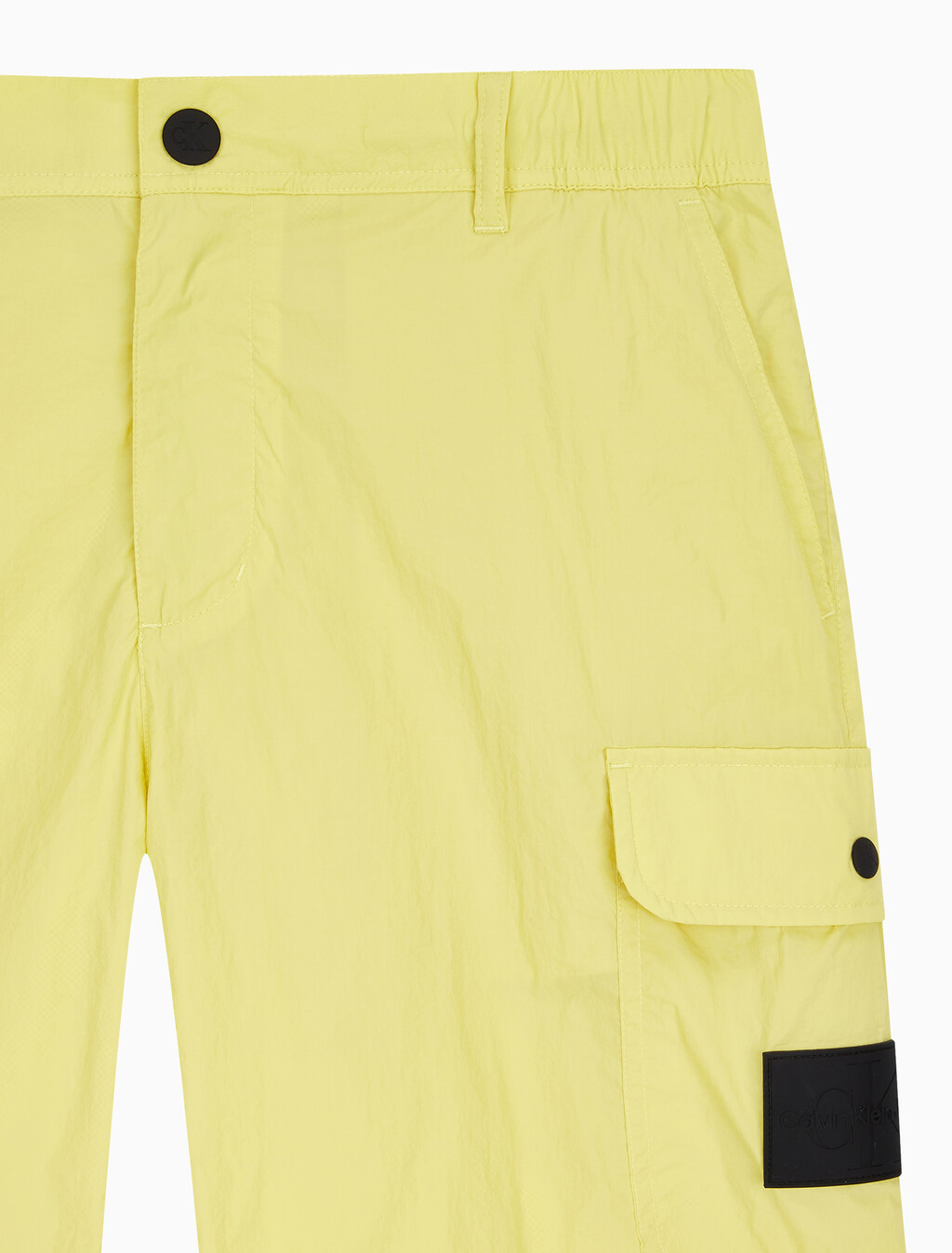 Buy 남성 나일론 라이트웨이트 카고 쇼츠 in color YELLOW SAND