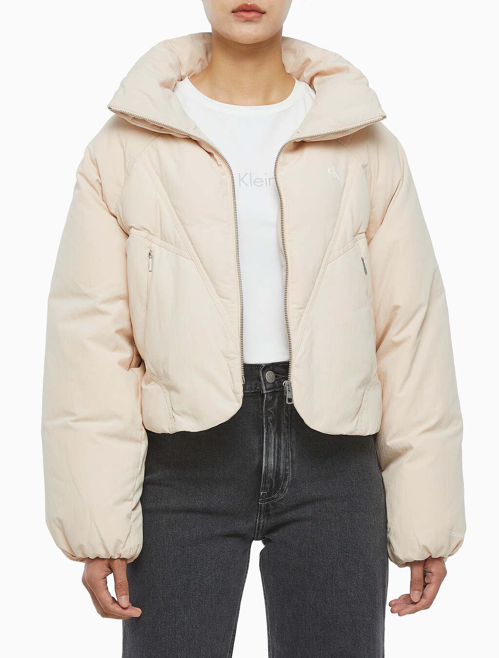 Buy 여성 패커블 울트라 라이트 다운 in color PINK BEIGE
