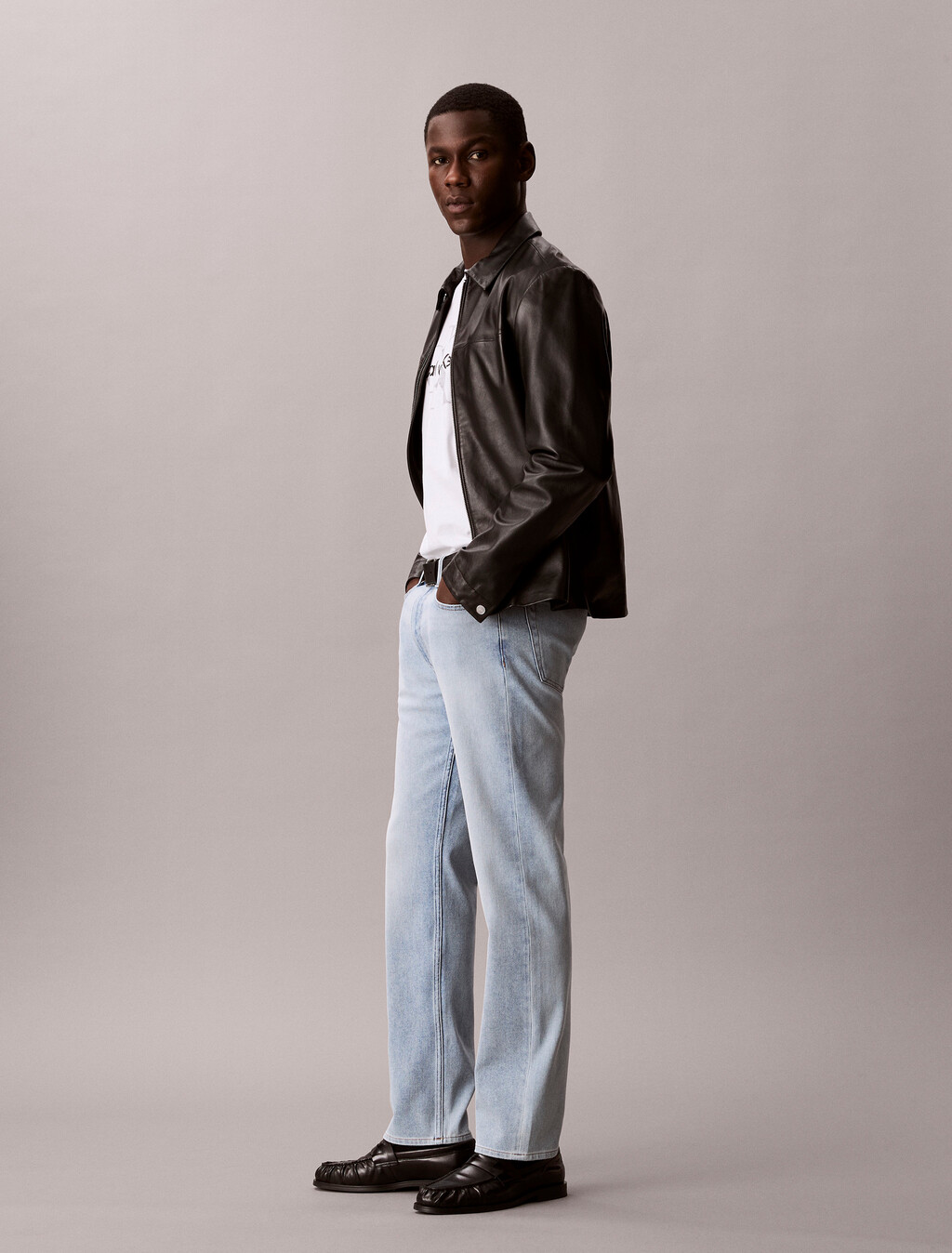 Buy 남성 슬림 스트레이트핏 37.5 진 in color Light Blue