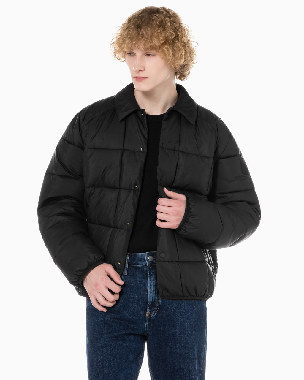 Buy 남성 프리미엄 라인 에센셜 패디드 오버셔츠 in color CK BLACK