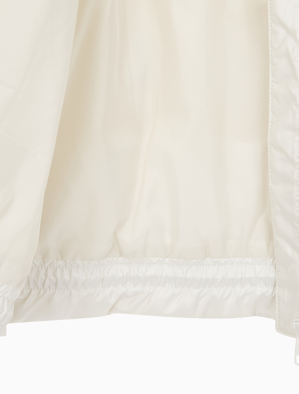 Buy 여성 글로시 디터쳐블 크롭 다운 푸퍼 in color WHITE