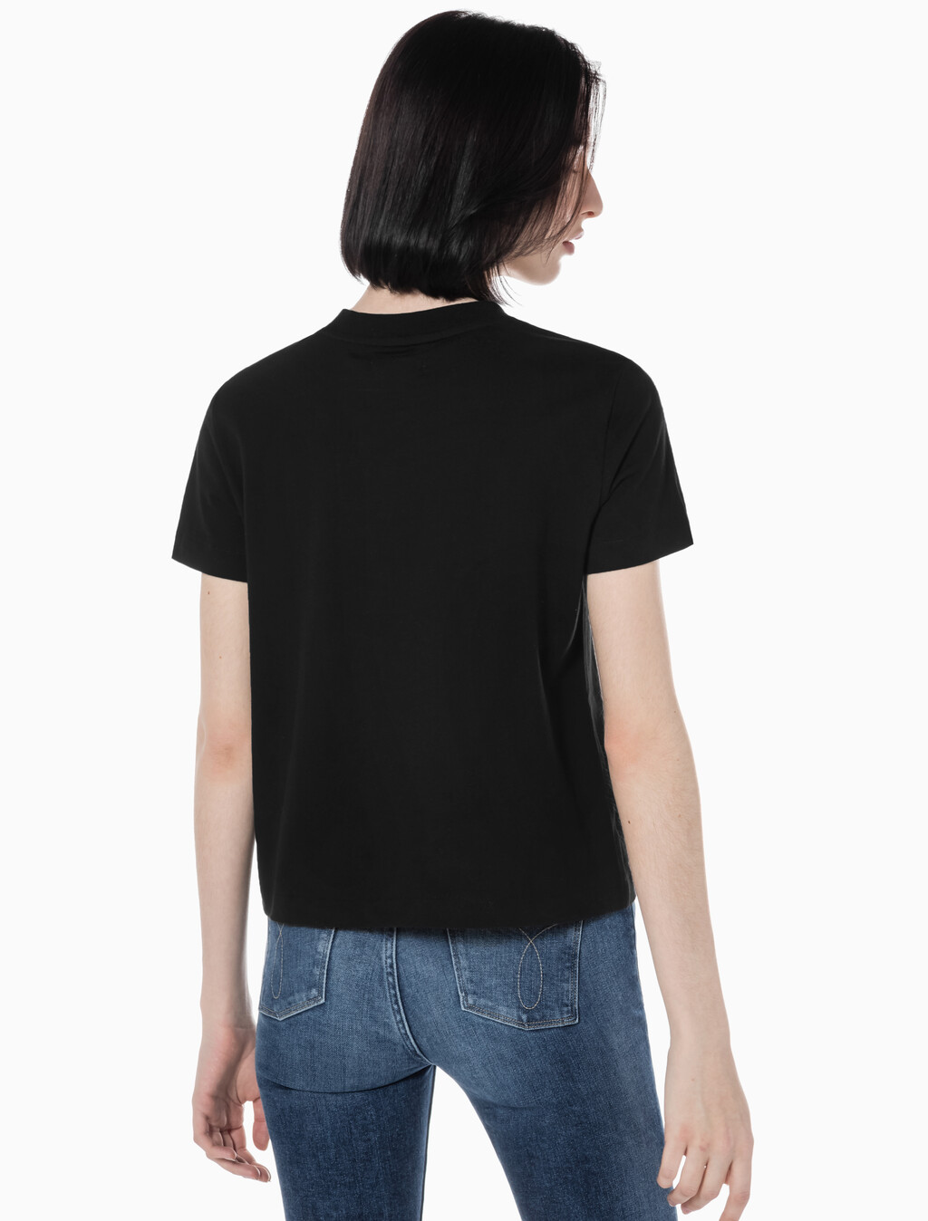 Buy 여성 릴렉스핏 아카이브 로고 크루넥 반팔 티셔츠 in color BLACK BEAUTY