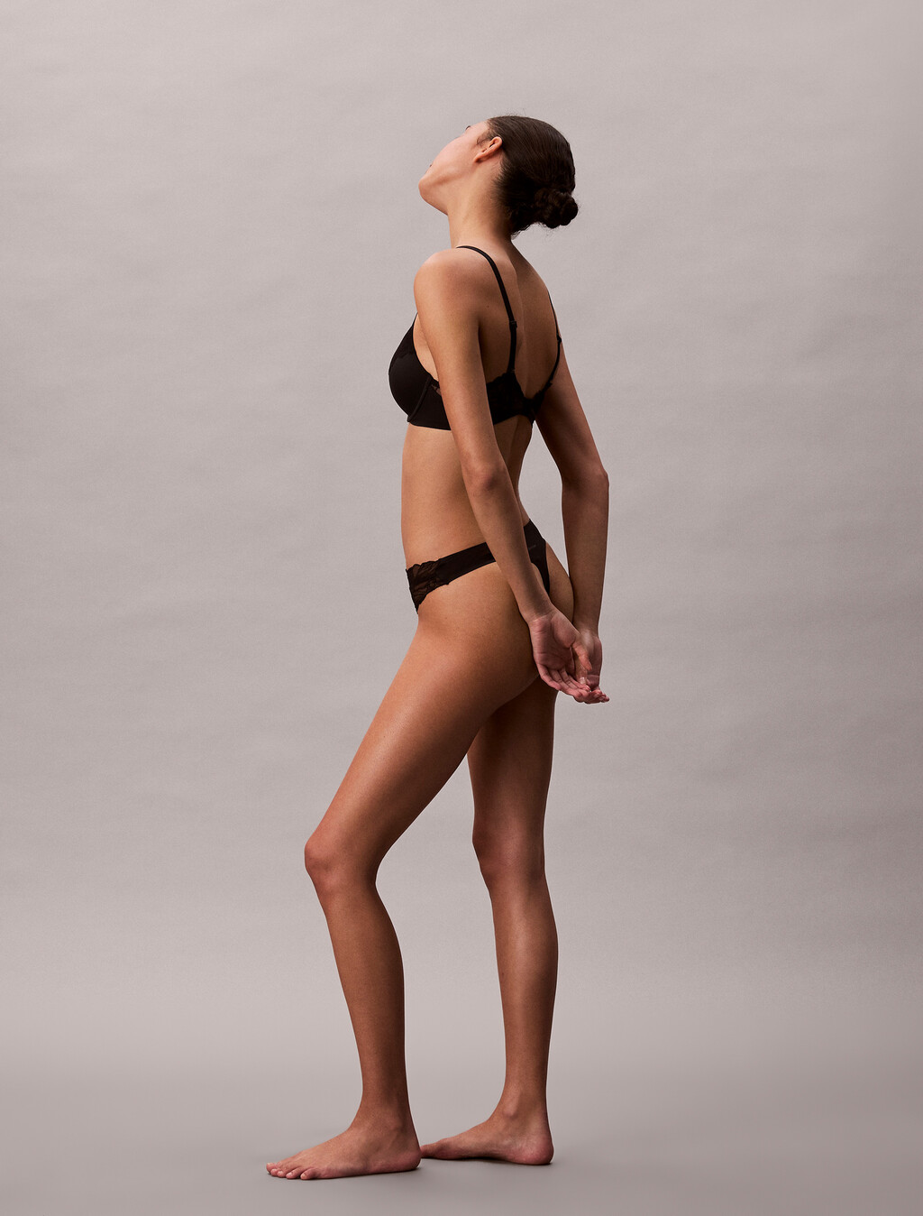 Buy 여성 퍼펙틀리 핏 레이스 AF 퍼펙트 커버리지 컨투어 브라 in color BLACK