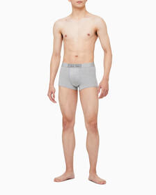 Buy 남성 CK 리이미진드 헤리티지 3PK 트렁크 in color BLACKGREY HEATHERWHITE