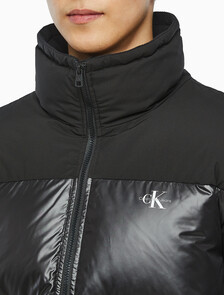 Buy 남녀공용 릴렉스 숏 블로킹 다운 푸퍼 in color CK BLACK
