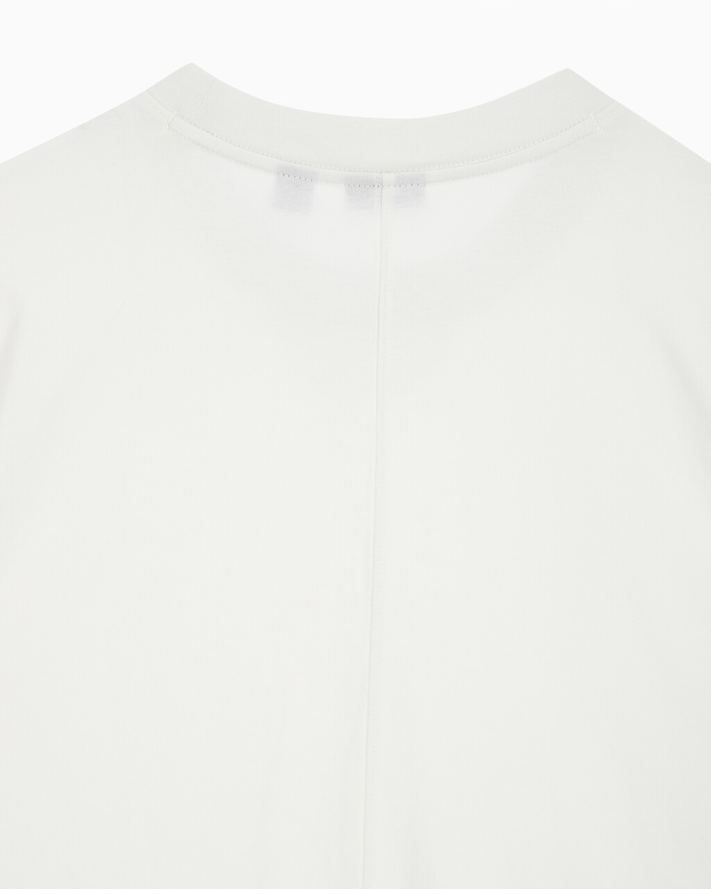 Buy 남성 릴랙스핏 에슬레틱 숏슬리브 티셔츠 in color WHITE