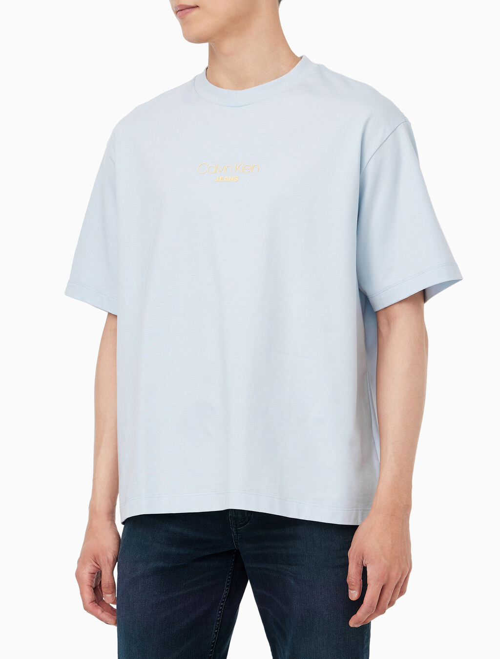 Buy 남성 릴렉스핏 CKJ 그래픽 반팔 티셔츠 in color LIGHT BLUE