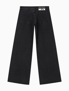 Buy 여성 로우라이즈 배기핏 블랙 데님 in color WASHED BLACK LOGO LACE