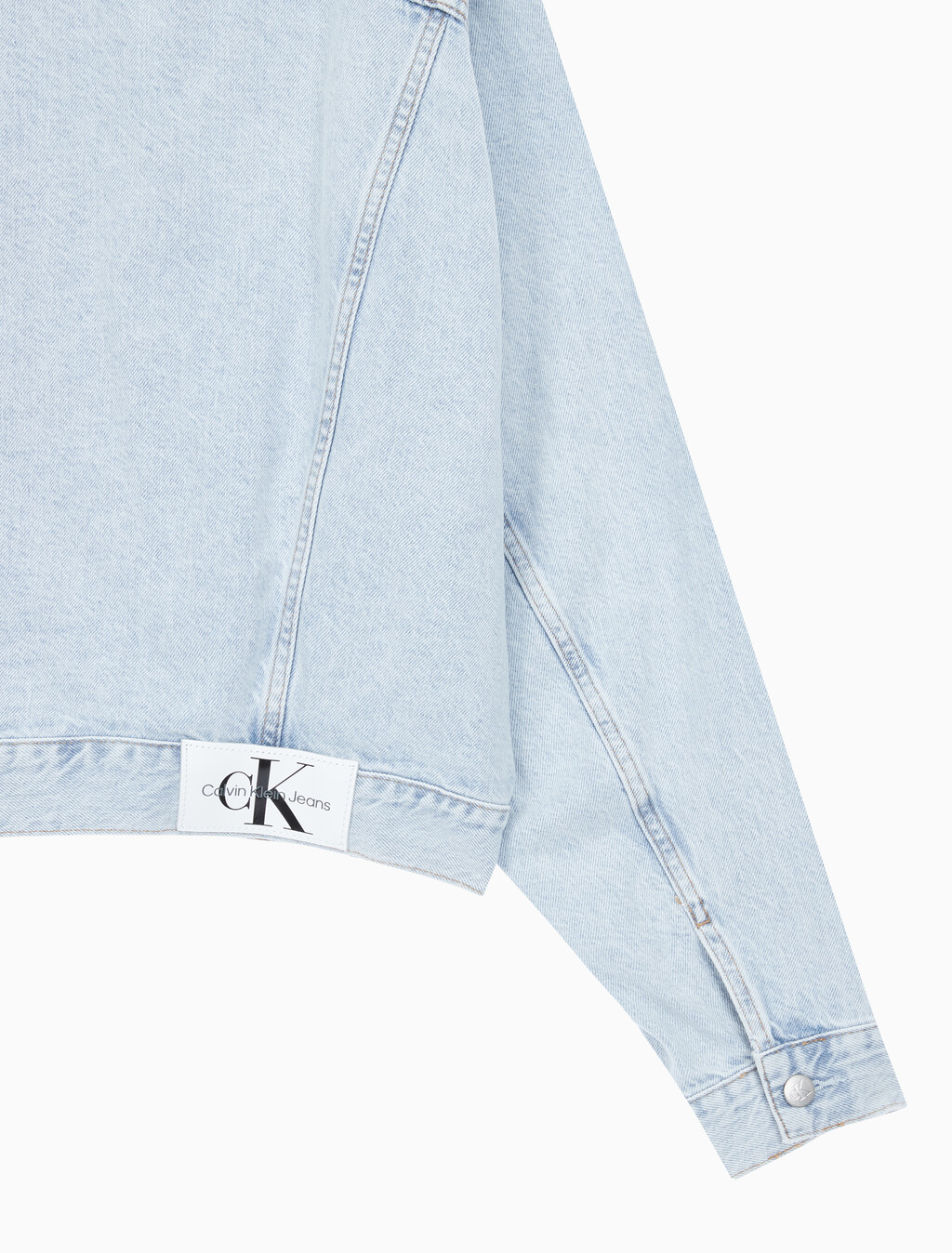 Buy 남성 오버사이즈핏 박시 크롭 데님 재킷 in color CHALKY BLUE