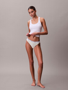 Buy 여성 모던로고 로우라이즈 비키니 in color Yellow Print