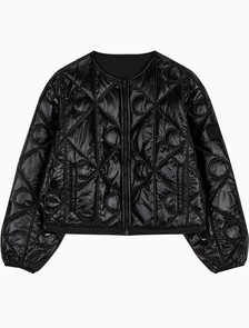 Buy 여성 로고 퀼티드 패딩 자켓 in color BLACK